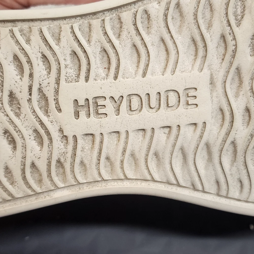 Hey Dude Karina Buckle Exclusive sz 8 White Multi - Picture 11 of 13